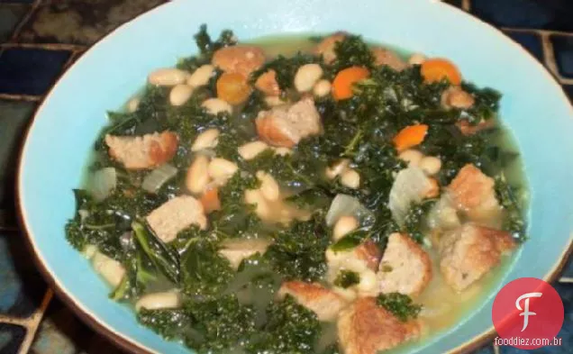 Sopa de Almôndega e escarola