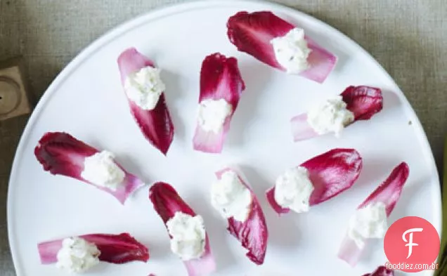 Queijo de cabra Provençal em Endive