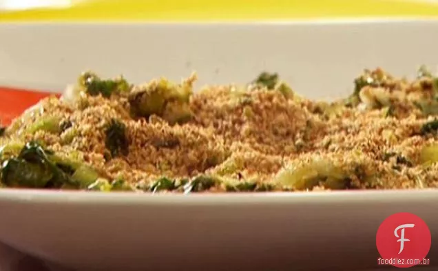 Escarole com migalhas de Pão de limão