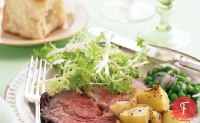 Salada Frisee com vinagrete Dijon