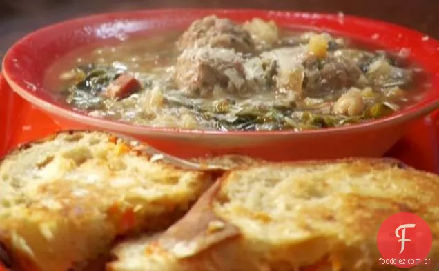 Mini Meatball Minestra e provolone grelhado