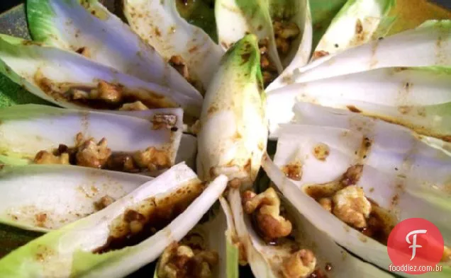 Salada Endive Com Nozes Torradas