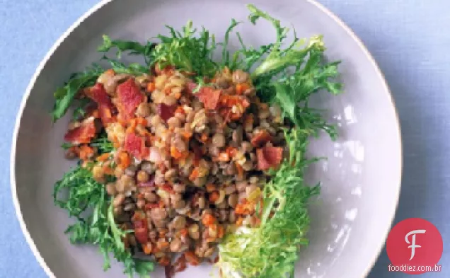 Salada de lentilha com Bacon e Frisee