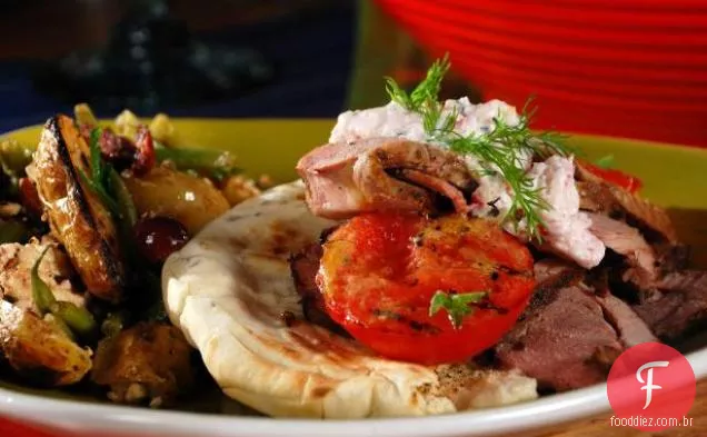 Giroscópios com rabanete Tzatziki