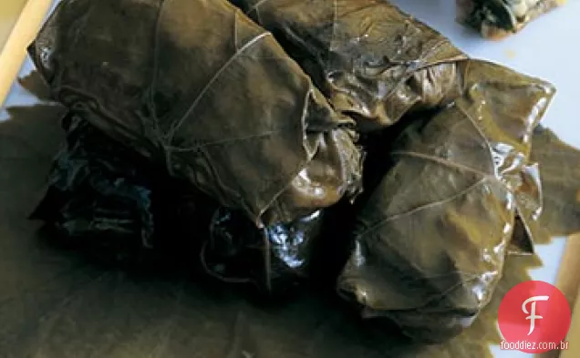 Dolmades (Folhas De Uva Recheadas)