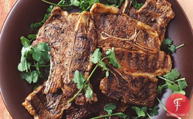 Costeletas de cordeiro grelhadas com Garam Masala