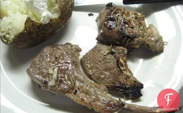 Souvlaki grego de Kittencal (cordeiro ou porco grelhado no espeto)