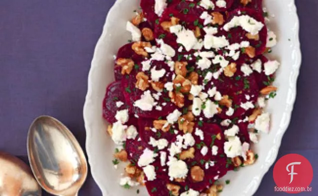 Salada De Beterraba Assada Com Feta E Nozes