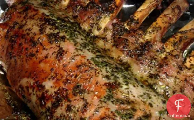 Rack De Cordeiro com purê de ervilha Cunhada