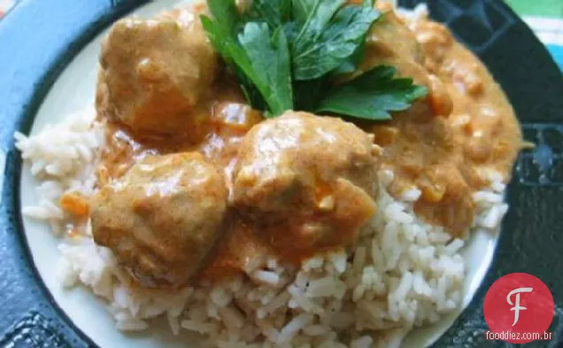 Almôndegas de cordeiro com molho de Creme de tomate picante
