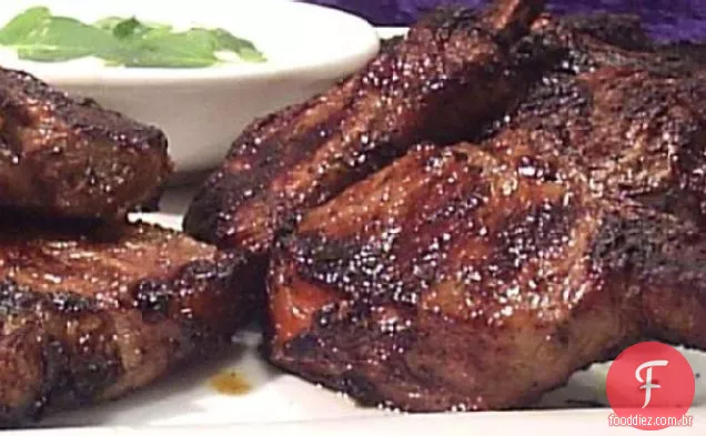 Kebabs De Cordeiro Com Molho De Iogurte