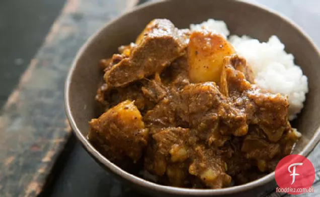 Curry De Cabra Jamaicano