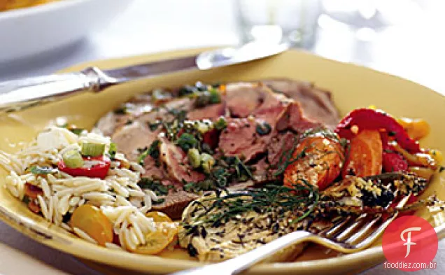 Perna assada de cordeiro com Salsa Verde