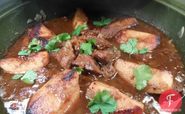 Costeletas De Cordeiro De Chocolate Amargo Com Espinafre Salteado