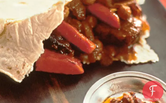 Tagine de cordeiro com ameixas