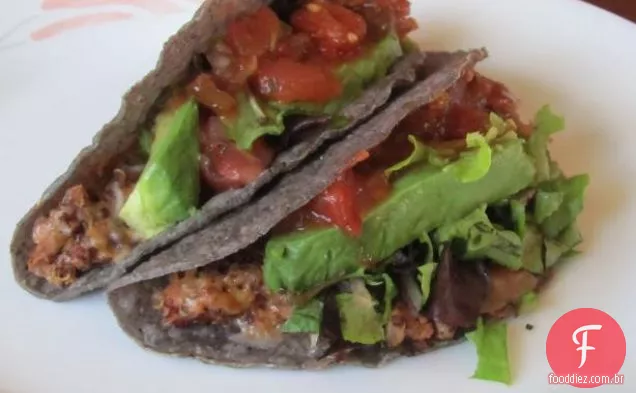 Deliciosa salada Dolcelatte e pêra