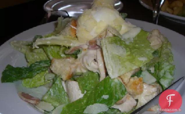 Salada de frango Caesar em uma Pita!