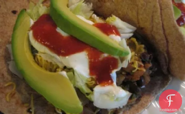 Burritos de feijão preto da tia Jenny