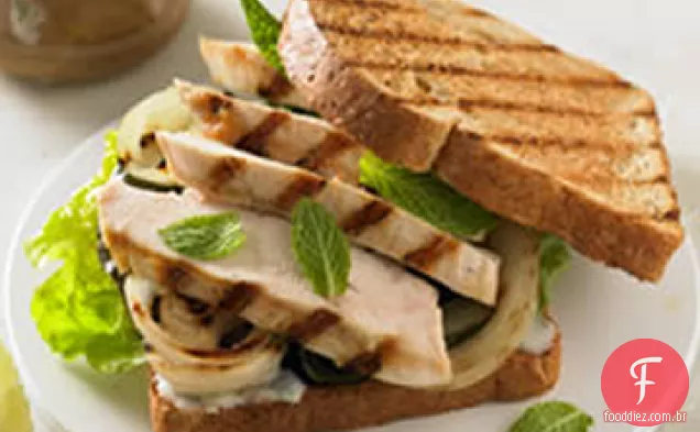 Sanduíche De Mojito De Frango Grelhado