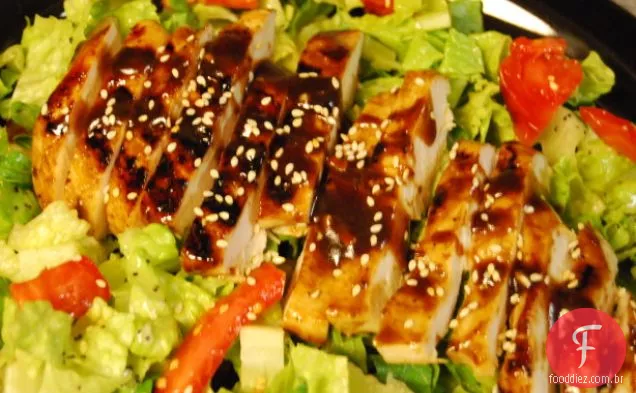 Asiática Churrasco Frango Salada