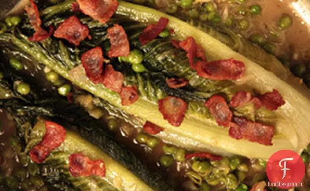 Alface assada com Bacon, chalotas e ervilhas Receita