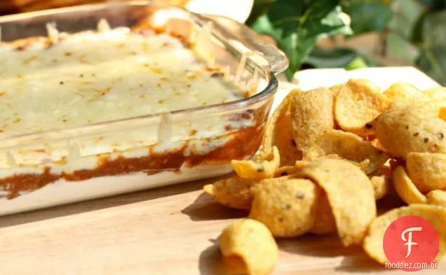Johnny Jalapeno's Easy Chili Cheese Dip