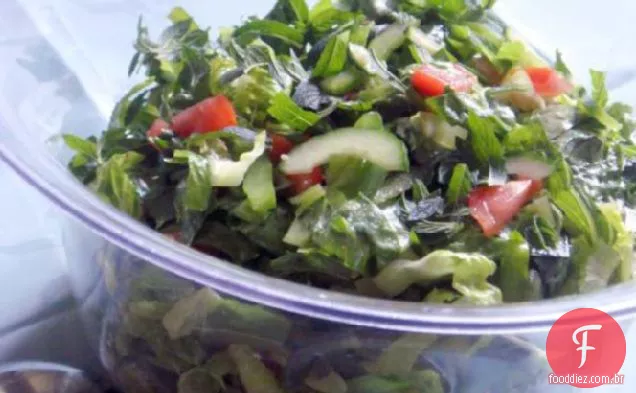 Tomate, pepino e pimenta verde salada picada