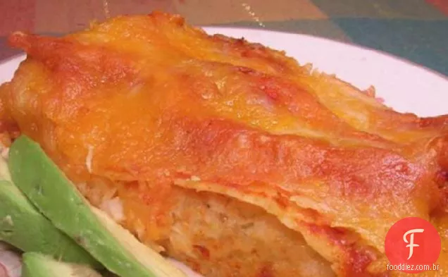 Três Enchiladas De Frango Com Queijo