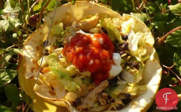 Salada de taco de feijão e frango