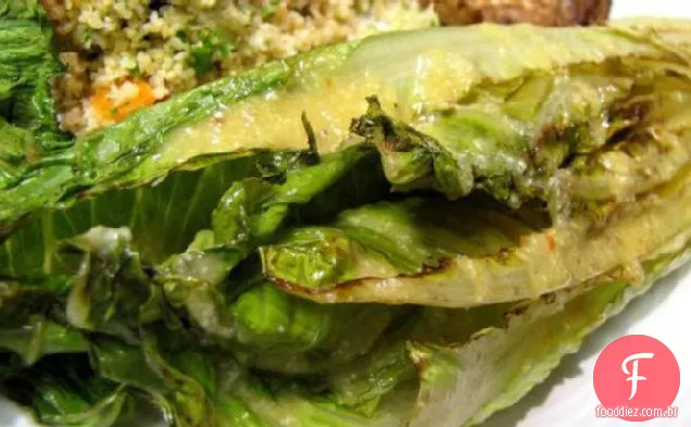 Corações De Romaine Grelhados Com Vinagrete De César