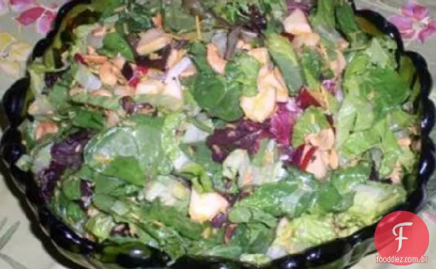 Salada De Maçã E Caju