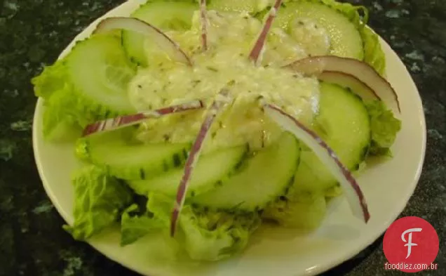 Pepino Com Molho De Queijo Feta