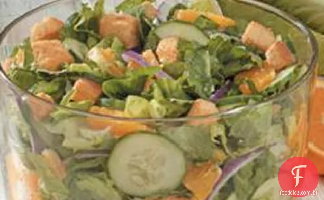 Pepino Laranja Jogou Salada