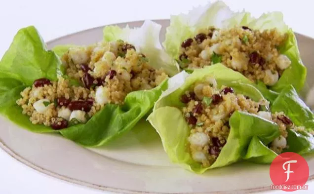 Quinoa com feijão preto e canjica