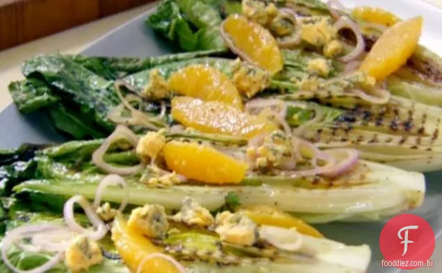 Salada Romaine grelhada laranja e azul