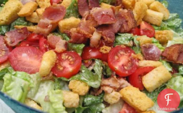 B. L. T. salada de alface