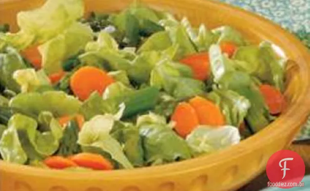 Espargos Jogou Salada