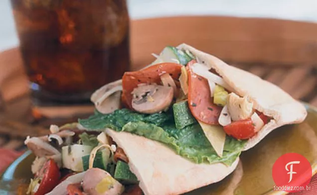 Salada Pepperoni-Pitas Recheadas