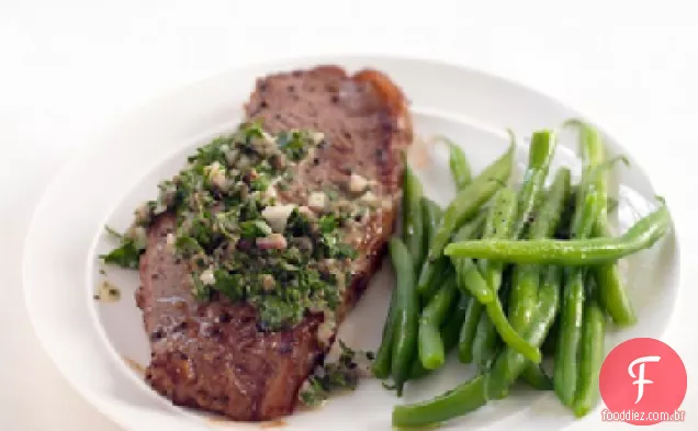 Bife Pan-grelhado com Salsa Verde