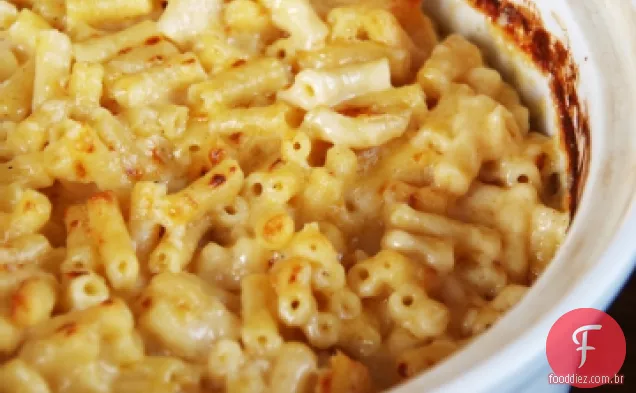 Macarrão com curry e queijo