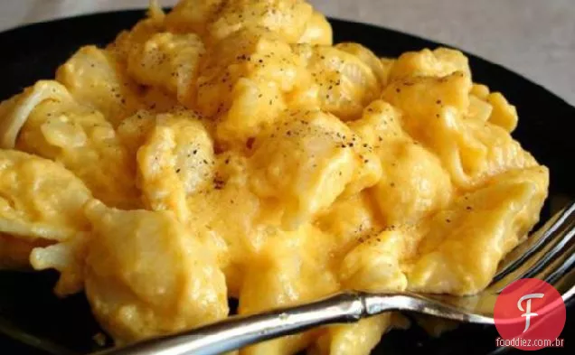 Creamy Crock Pot Mac ' N ' Cheese