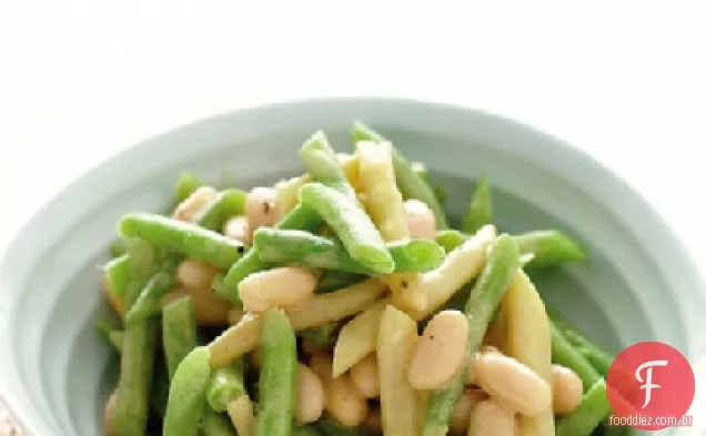 Salada de três feijões com vinagrete