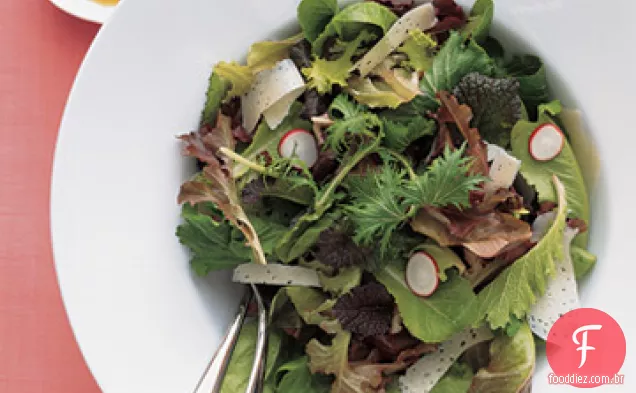 Salada verde com rabanetes e Manchego
