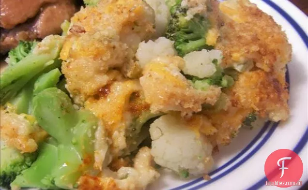 Brócolis e couve-flor gratinado