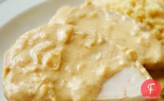 Lombo de porco com molho dijon Marsala