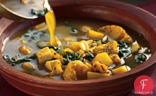 Sopa de batata e espinafre com molho de cebola e iogurte Cunhado