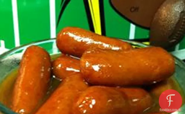 Wieners do fogão lento no molho do BBQ de Wiener