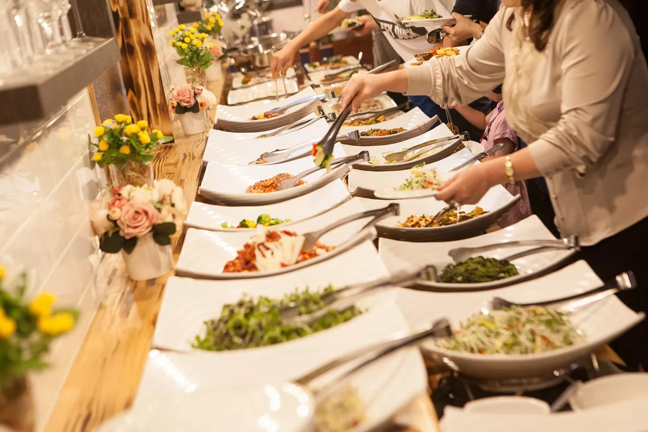 Dicas de catering para iniciantes que irão impressionar seus convidados