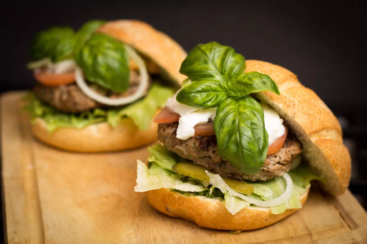 5 receitas de hambúrguer deliciosamente exclusivas para experimentar hoje!