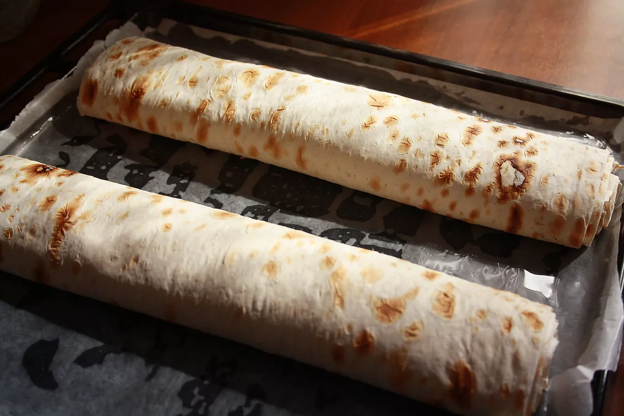 Golden Pan Rolls